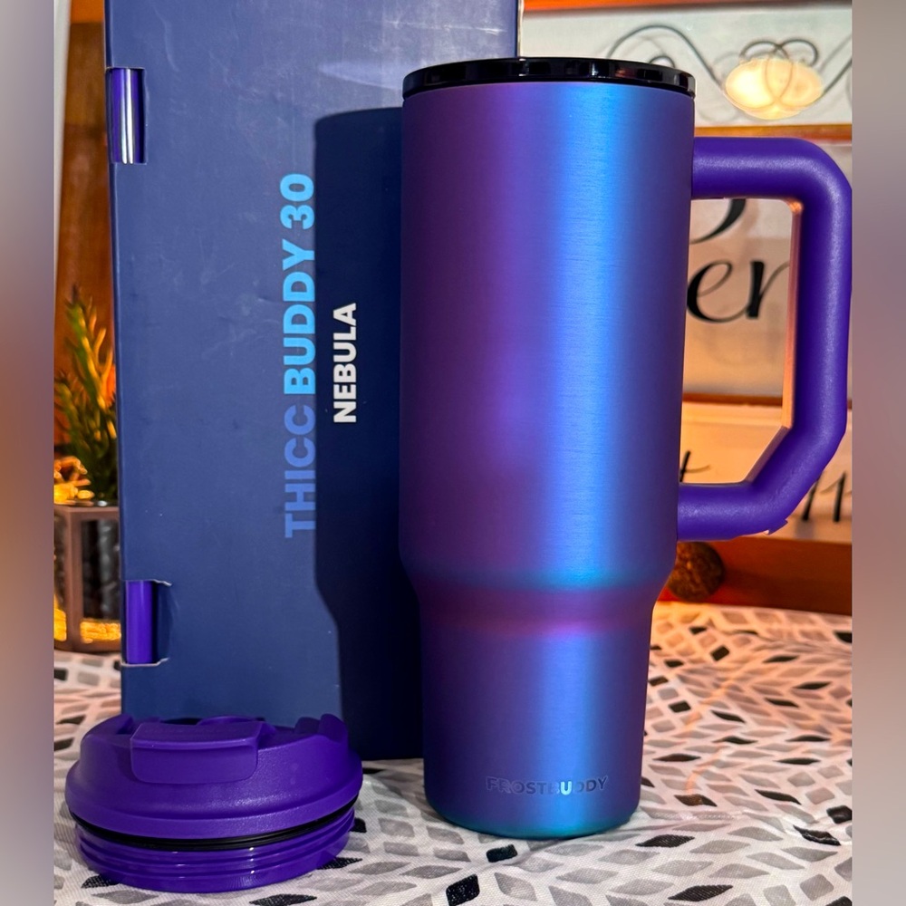 FrostBuddy ThiccBuddy Nebula 30oz w/ LipBalm & KeyRing Holders in Handle NIB